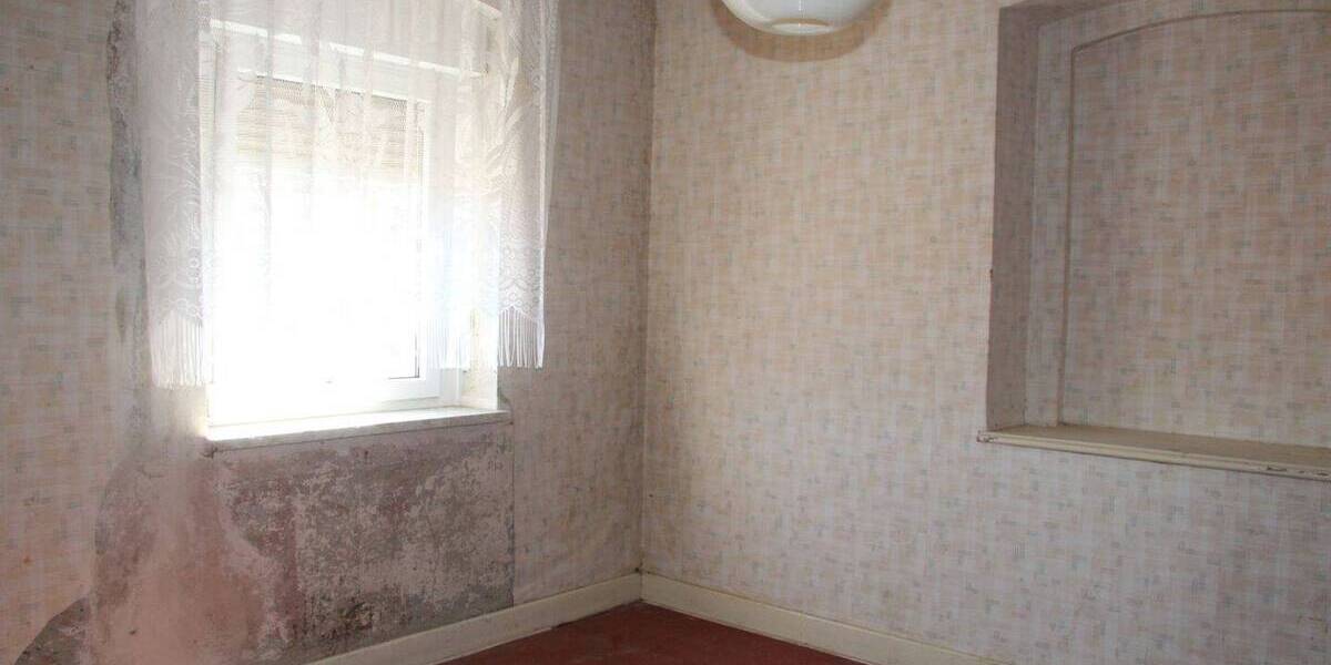 Mehrfamilienhaus, Wohnhaus Schlitz - 8 Zimmer, 158 m&sup2;, 130.000&euro; | Angebot:26805717