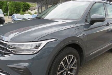VW Tiguan 44.859 km 33.880 € Mehring 54346