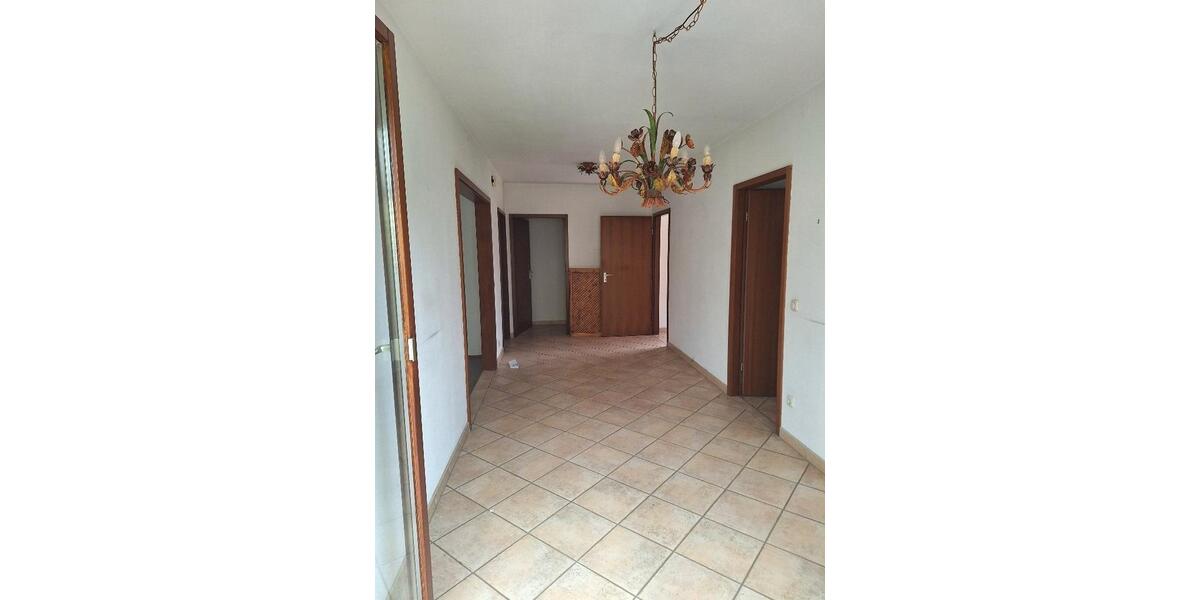 Mehrfamilienhaus, Wohnhaus Augsburg Bergheim - 6 Zimmer, 200 m&sup2;, 590.000&euro; | Angebot:26815381