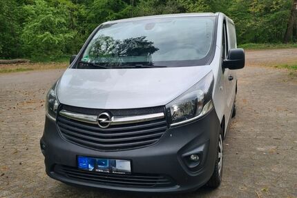 Opel Vivaro 105.100 km 10.499 &euro; Unterlüß 29345