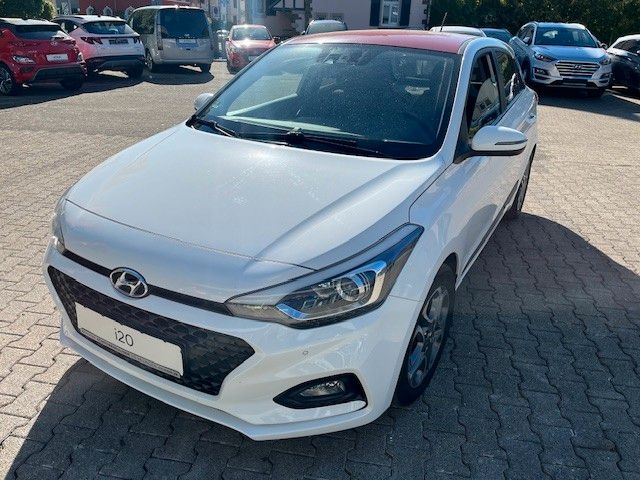 i20