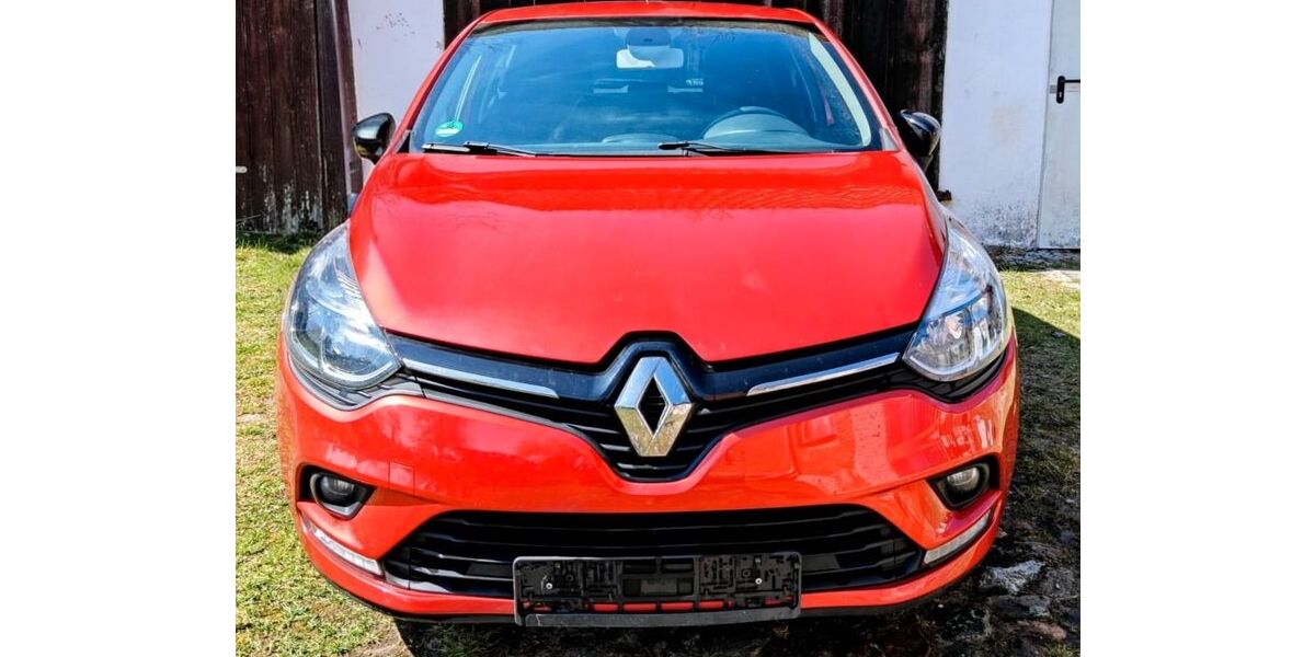 Renault Clio 110.000 km 7.900 &euro; Pasewalk 17309
