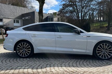 Audi A5 52.800 km 21.800 &euro; Bergisch 51465