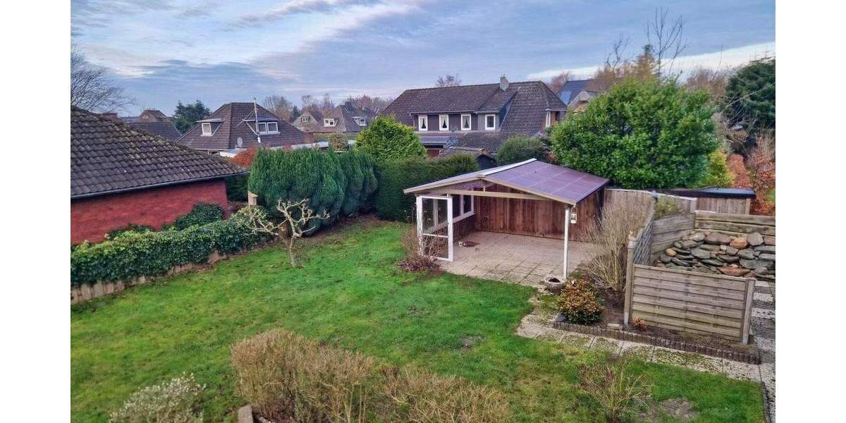 Großzügiges Einfamilienhaus mit separater Einliegerwohnung und reizvollem Ausblick in Richtung Meer 7 zimmer