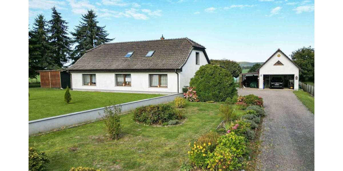 Haus zum Kaufen in Woldegk 240.000 € 177.22 m² 7 zimmer