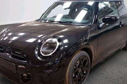 Mini Cooper C 3.459 km 31.967 &euro; München 80788