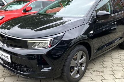 Opel Grandland (X) 19.510 km 23.999 &euro; Berlin 10829