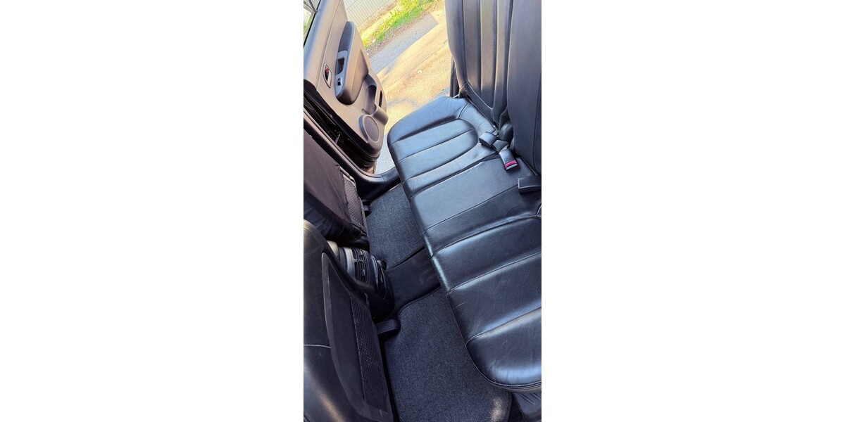 Kia Carens III 215.000 km 3.999 &euro; München 80313