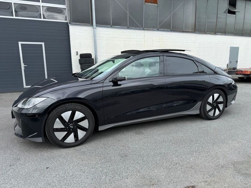 IONIQ 6