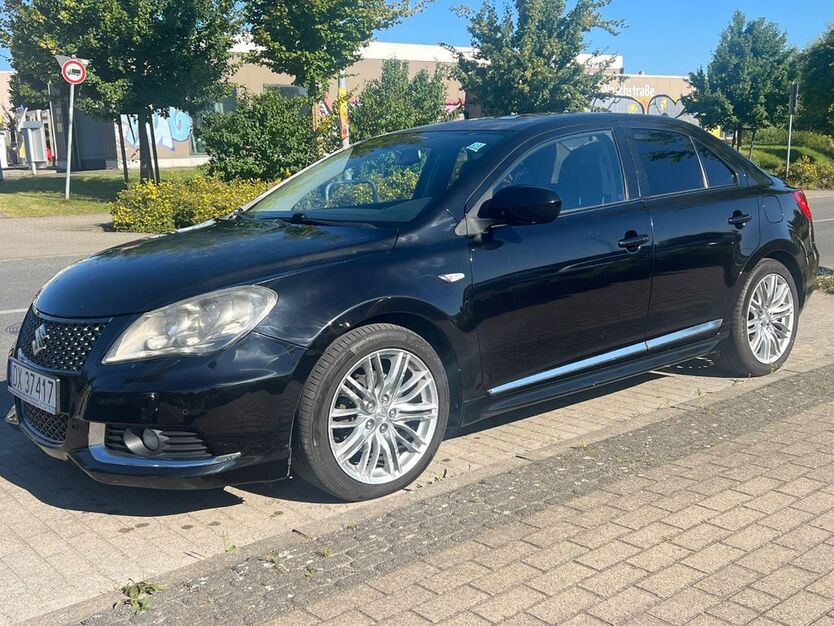 Suzuki Kizashi 130.000 km 8.499 € Rostock 18057