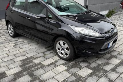 Ford Fiesta 212.000 km 2.100 € Waghäusel/Wiesental 68753