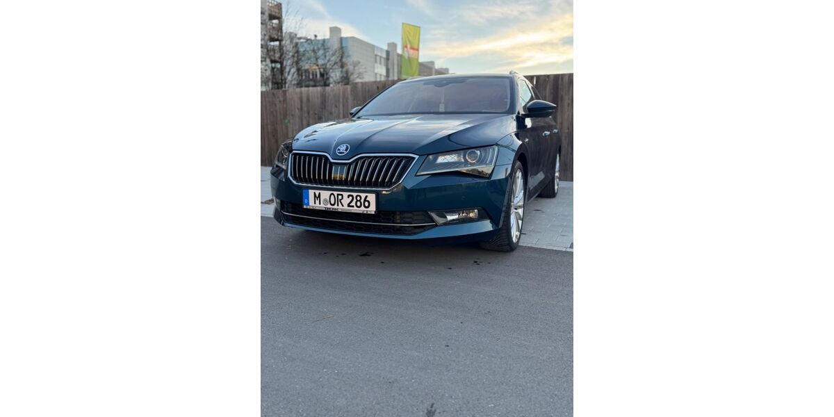 Skoda Superb 125.000 km 18.999 &euro; Taufkirchen 82024