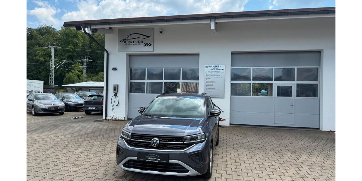VW T-Cross 18.200 km 21.500 &euro; Mochenwangen 88284
