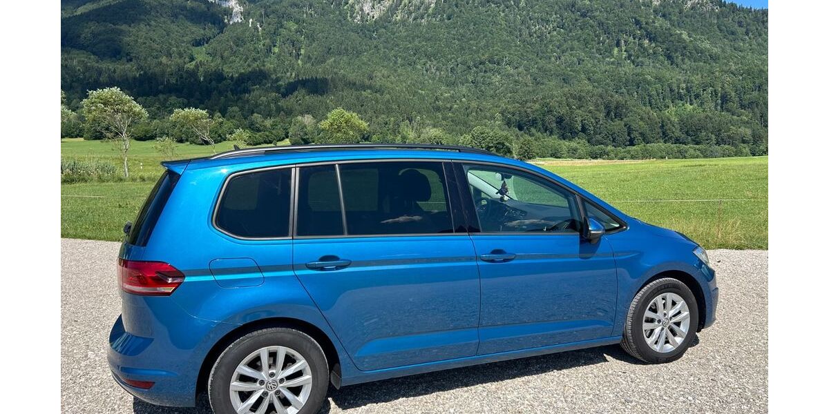 VW Touran 146.500 km 14.299 &euro; Schleching 83259