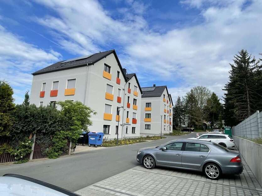 Wohnung zum Mieten in Bürgel 1.250 € 92.3 m² 3 zimmer