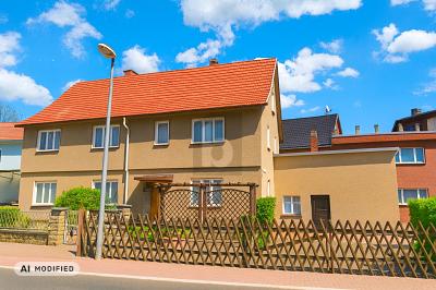 GROßZÜGIGES DOMIZIL MIT FACHWERKCHARME - Einfamilienhaus Floh-Seligenthal Seligenthal | Angebot:27354920