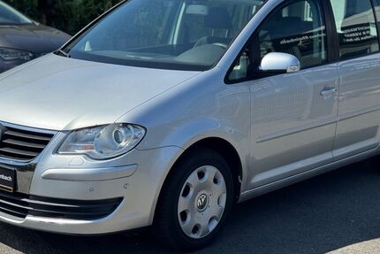 VW Touran 287.780 km 3.690 &euro; Rheinbach 53359