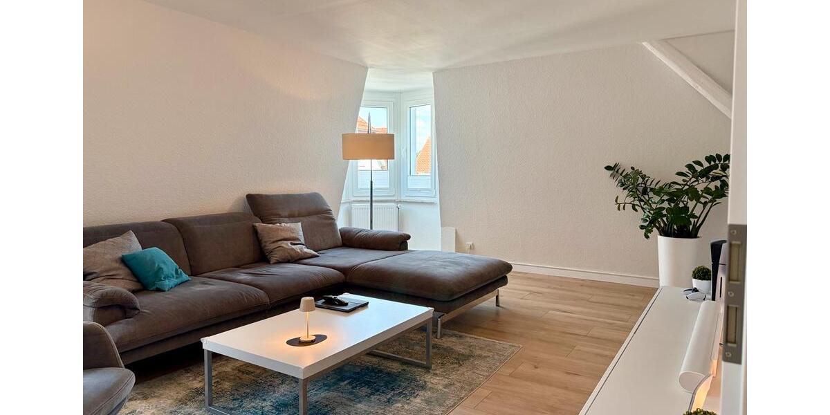Dachgeschoßwohnung Blomberg - 3 Zimmer, 92 m&sup2;, 185.000&euro; | Angebot:27073240