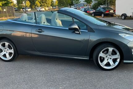 Peugeot 308 107.000 km 9.450 &euro; Karlsruhe 76187