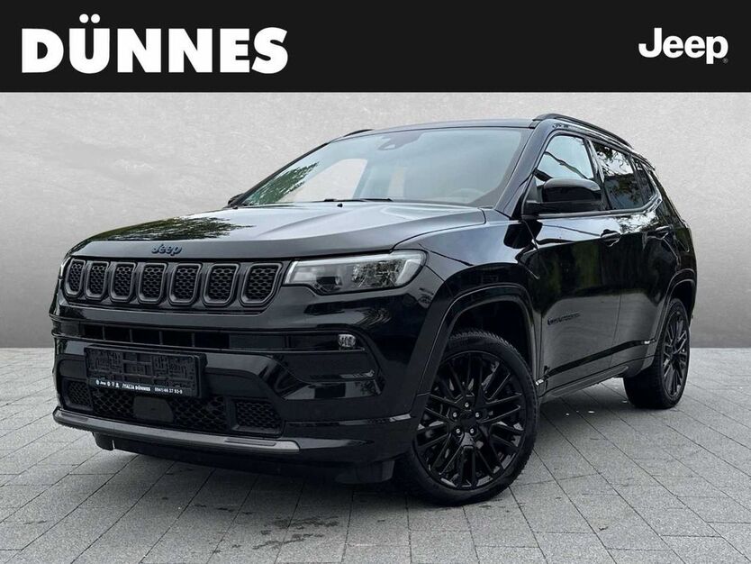 Jeep Compass 73.100 km 28.790 € Regensburg 93059