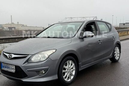 Hyundai i30 196.000 km 2.799 &euro; Duisburg 47138