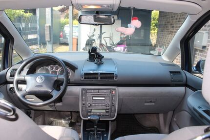 VW Sharan 183.000 km 5.350 &euro; Friesoythe 26169