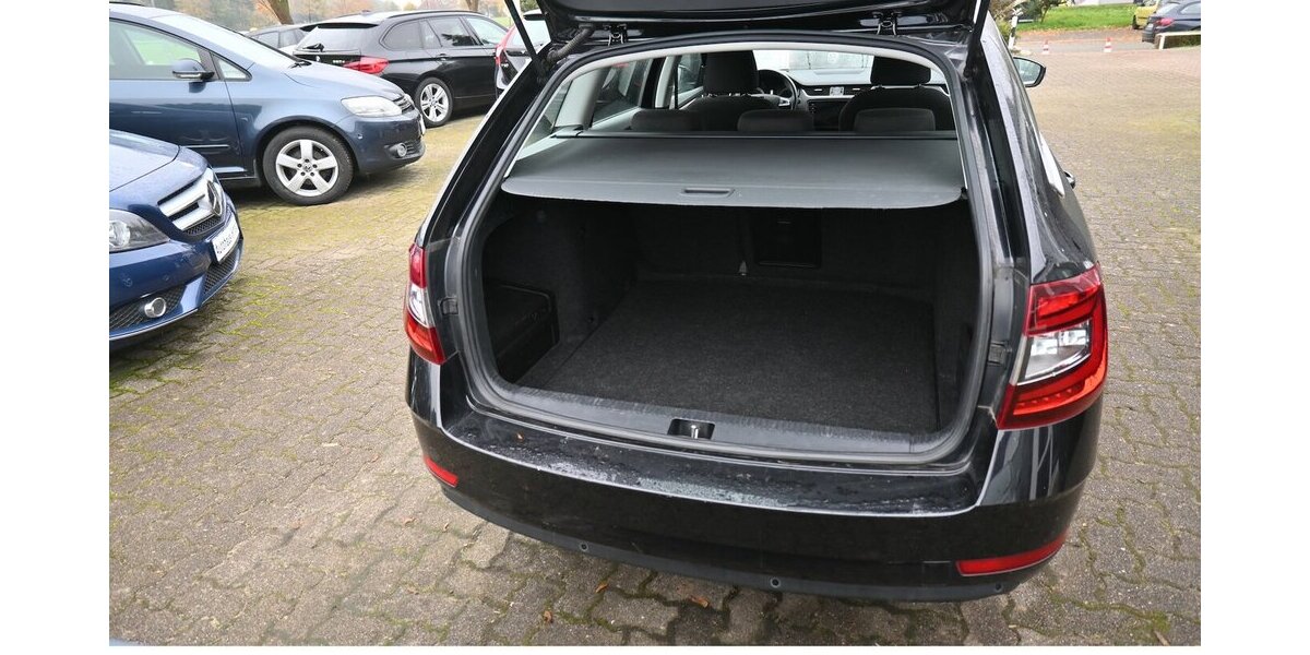 Skoda Octavia 1.5 TSI Combi *Style* Navi LED ACC 17Alu 169.000 km 12.500 &euro; Seevetal - Hittfeld 21218