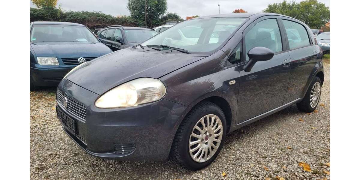 Fiat Punto 141.000 km 2.699 &euro; Landshut 84030