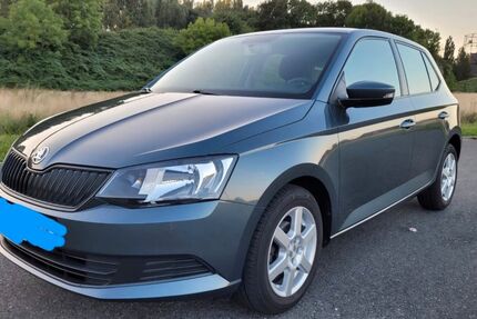 Skoda Fabia 64.500 km 8.400 &euro; Bad Lauterberg 37431