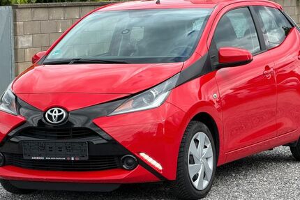 Toyota Aygo (X) 127.256 km 5.250 &euro; Düren 52351