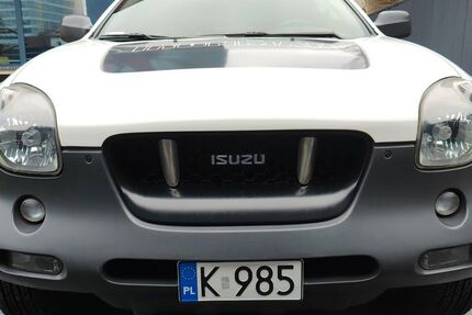 Isuzu Andere 143.500 km 14.900 &euro; Kraków 31-21