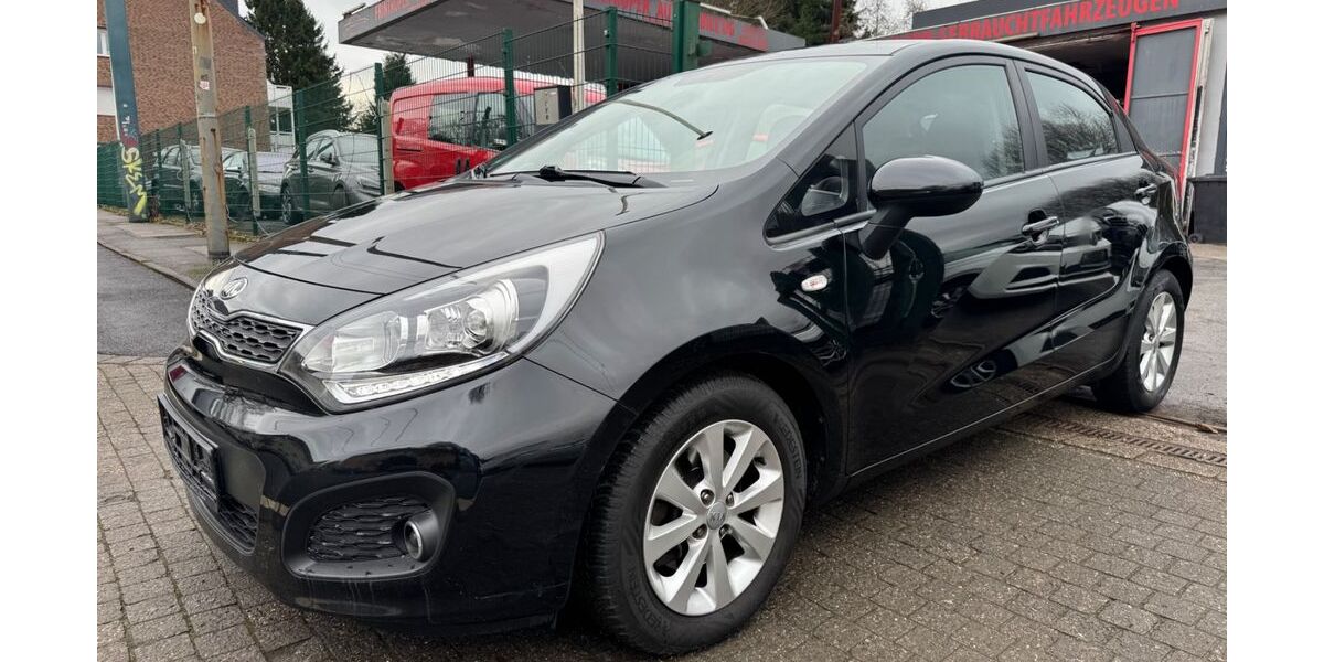 Kia Rio 175.000 km 5.200 &euro; essen 45359
