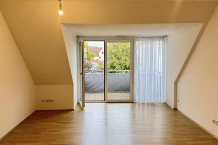 Wohnung zum Mieten in Regensburg 900 € 65.22 m² 2 zimmer