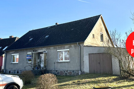 HORN IMMOBILIEN + freistehendes Einfamilienhaus mit Nebengebäude und schönem Grundstück, ruhige Lage - Haus Uckerland | Angebot:25263356