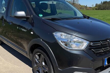 Dacia Dokker 89.000 km 9.400 &euro; Edling 83533