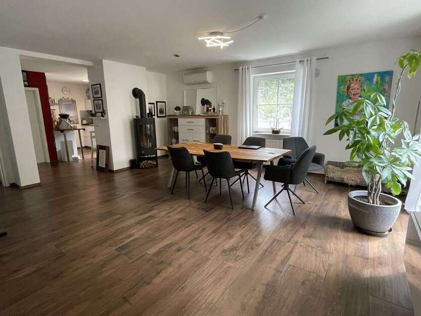 Haus zum Kaufen in Neutraubling 795.000 € 140 m²