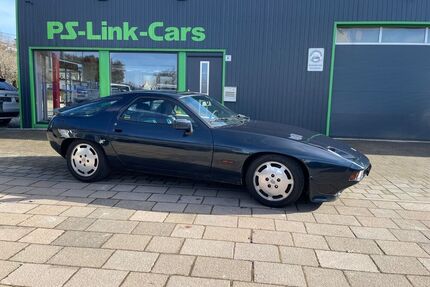 Porsche 928