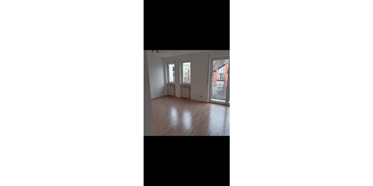 Etagenwohnung Deggendorf - 1 Zimmer, 34 m&sup2;, 410&euro; | Angebot:26405843
