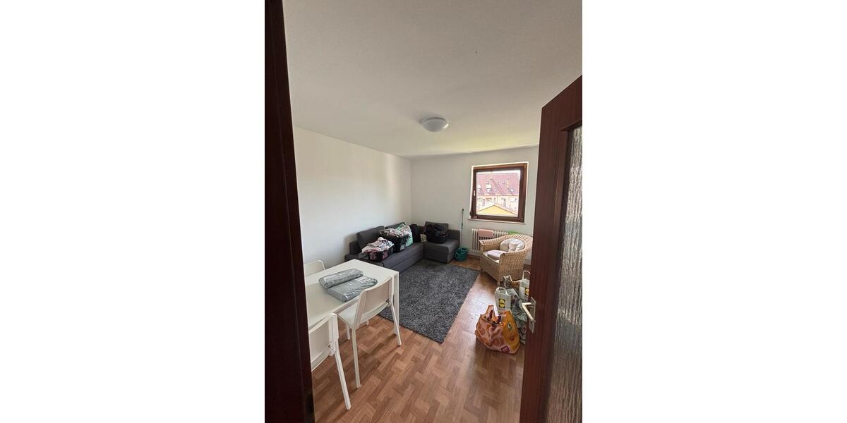Dachgeschoßwohnung Stuttgart Bad Cannstatt - 1 Zimmer, 11 m&sup2;, 525&euro; | Angebot:26356548