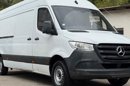 Mercedes-Benz Sprinter 165.000 km 17.990 € Hamburg 22041
