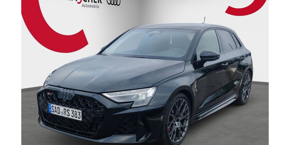 Audi RS3 4.900 km 63.666 &euro; Wackersdorf 92442