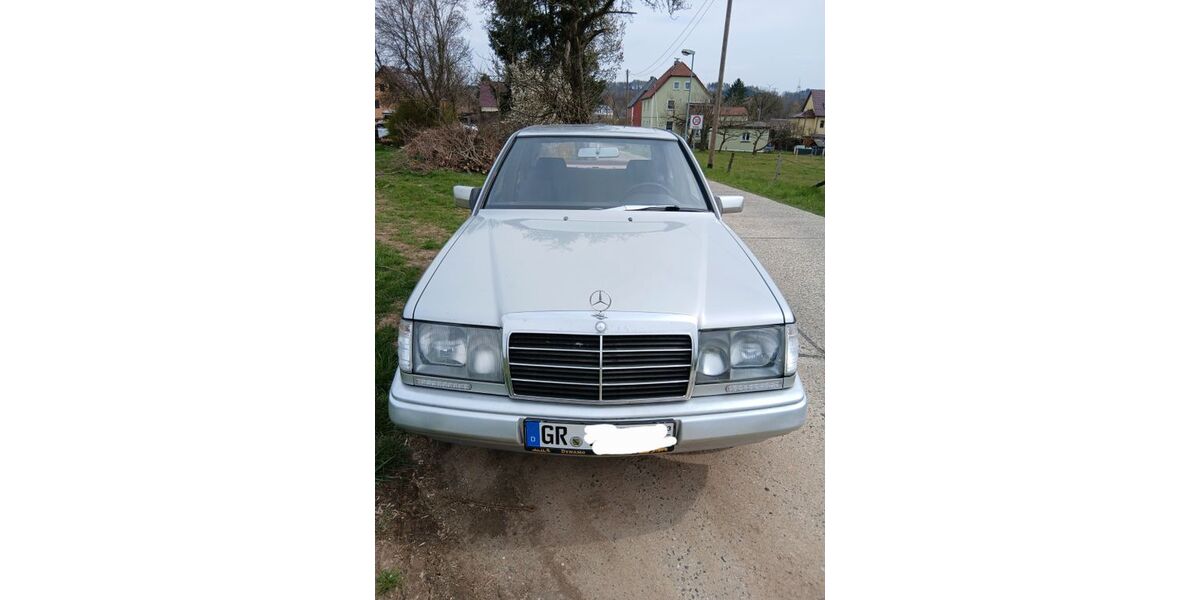 Mercedes-Benz E 230 193.500 km 7.450 &euro; Cunewalde 02733