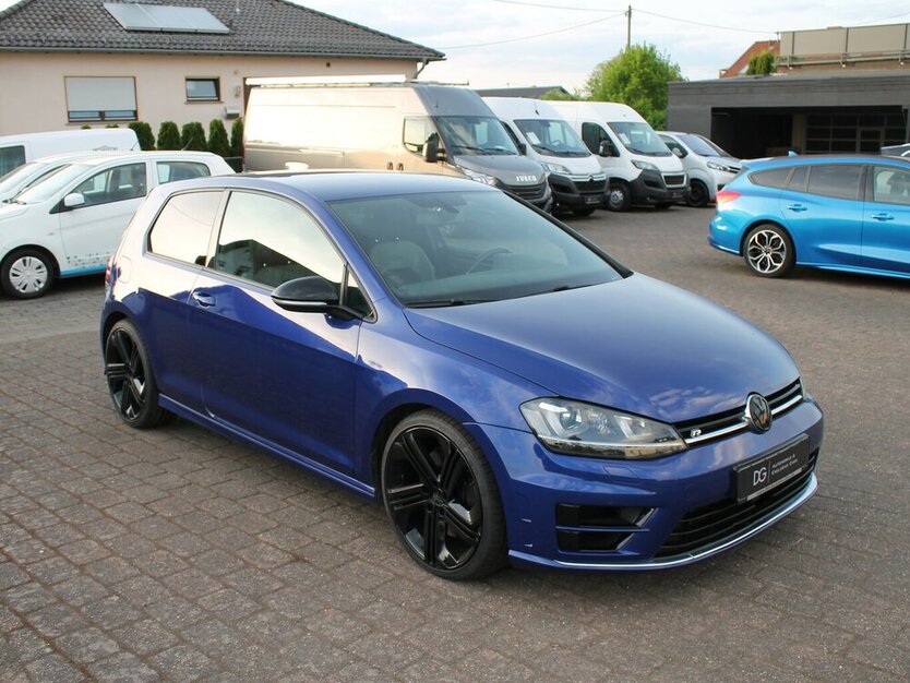 VW Golf 2.0 R BMT 4Motion 141.587 km 15.950 € Badem 54657