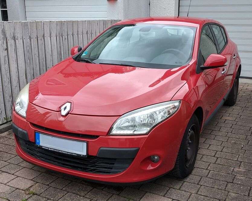 Renault Megane 46.000 km 6.000 € München 80939