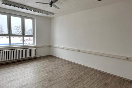 Büroräume in Brieselang zu vermieten 16-40 m² - ab sofort zimmer