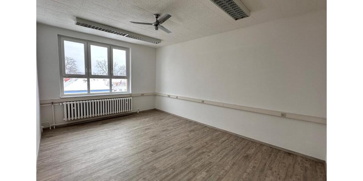 Büroräume in Brieselang zu vermieten 16-40 m² - ab sofort zimmer