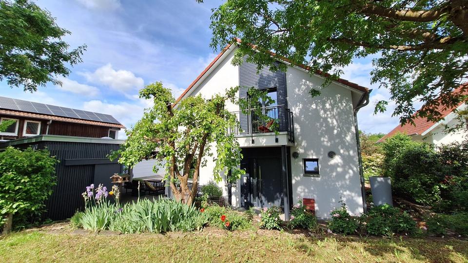 Doppelhaushälfte Bad Friedrichshall - 4.5 Zimmer, 140 m&sup2;, 1.585&euro; | Angebot:26616551