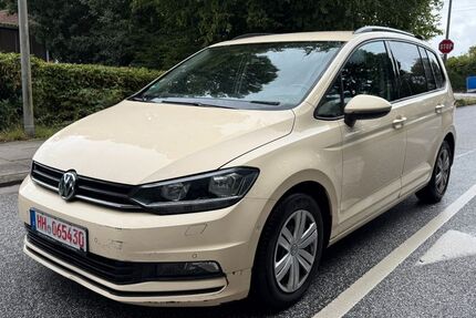 VW Touran 489.212 km 4.990 € Hamburg 20539