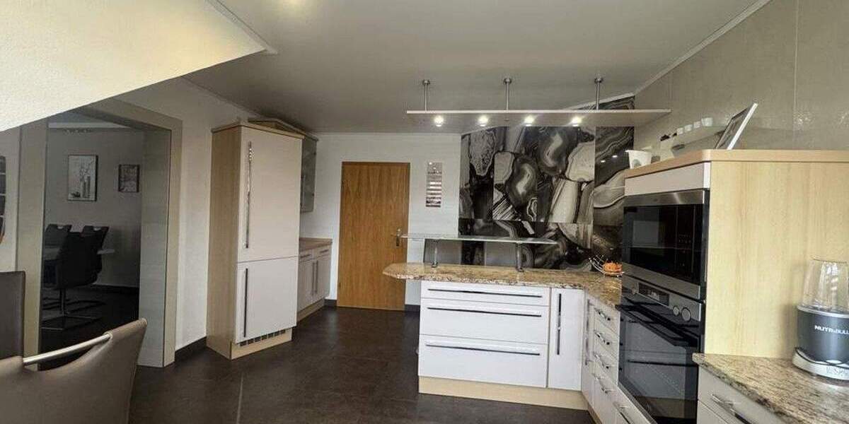 Mehrfamilienhaus, Wohnhaus Bad Salzungen Hämbach - 8 Zimmer, 275 m&sup2;, 555.000&euro; | Angebot:25728307
