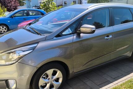 Kia Carens 175.000 km 7.500 &euro; Auengrund 98673